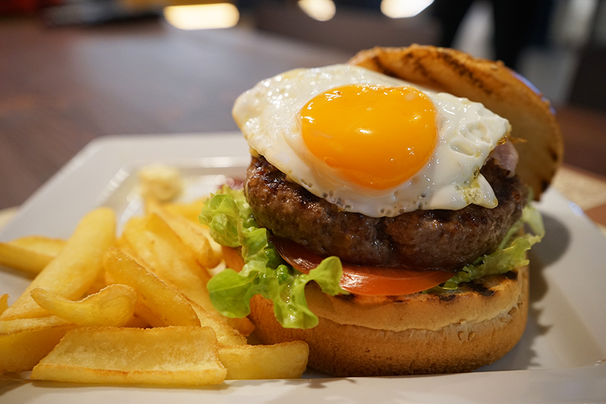 hamburger uovo la cicceria steakhouse gussago